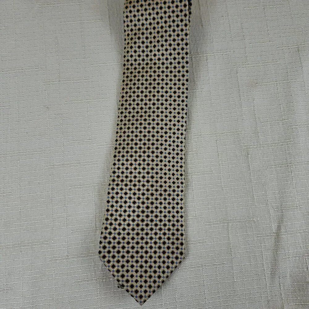Vintage Tommy Hilfiger 100% Silk Necktie, Navy & Blue Diamond on Gold Background